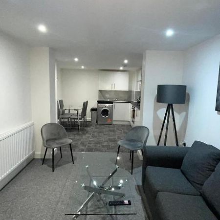 2 Bed Room Luxury Apartment In Old Kent Road 伦敦 外观 照片