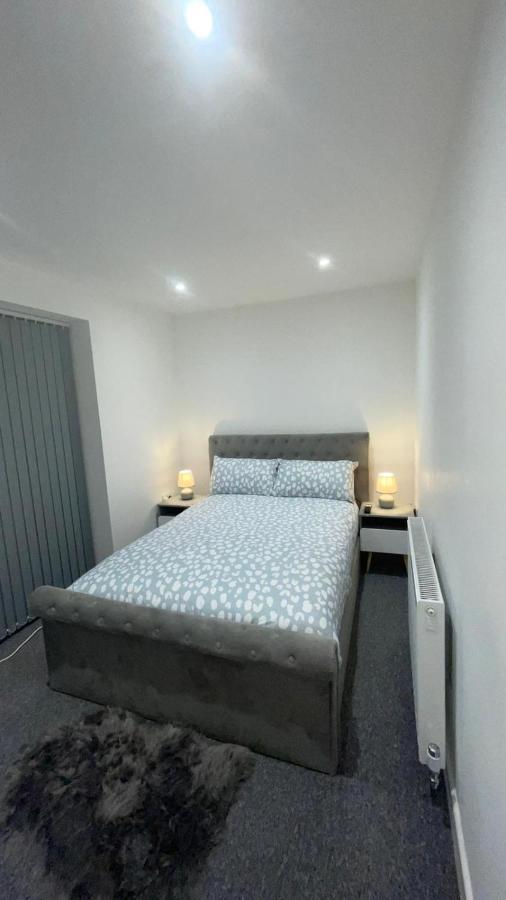 2 Bed Room Luxury Apartment In Old Kent Road 伦敦 外观 照片