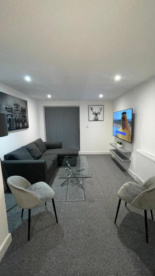 2 Bed Room Luxury Apartment In Old Kent Road 伦敦 外观 照片